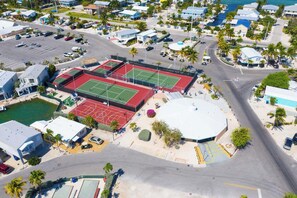 Sport court - 85 Canalfront Empty RV Lot with 35' Seawall (Cudjoe Key)