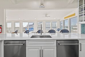 Interior - Sea Dream- 8 bd, 9 bath, sleeps 24 Pool- Sandbridge (Virginia Beach)