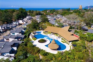 Exterior - Pop House with private pool at Ciudad del Mar in Jaco (Jacó)