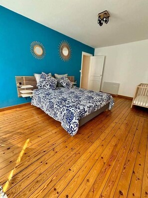 3 habitaciones, tabla de planchar con plancha y wifi gratis