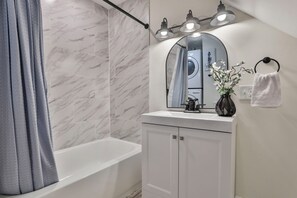 Hair dryer, towels - Walk to Tuscan Village | Modern 4bd Farmhouse (Salem)
