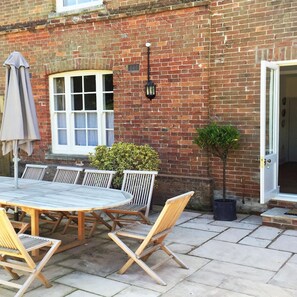 5 عدّة غرف نوم وأسرّة أطفال/رضّع (مجانًا)