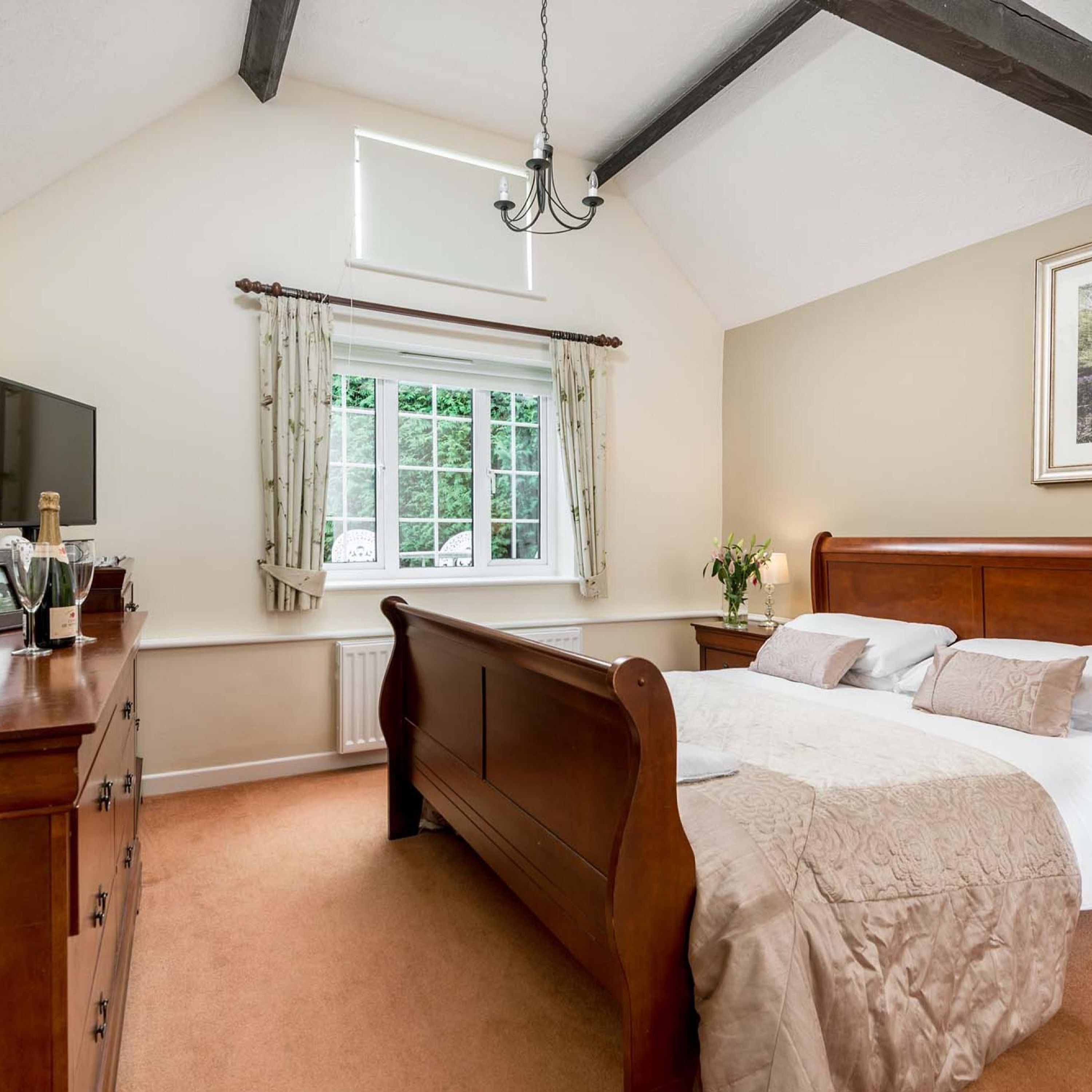 Nhà, phù hợp cho người khuyết tật | 5 phòng ngủ, nôi (giường cho trẻ sơ sinh) miễn phí 