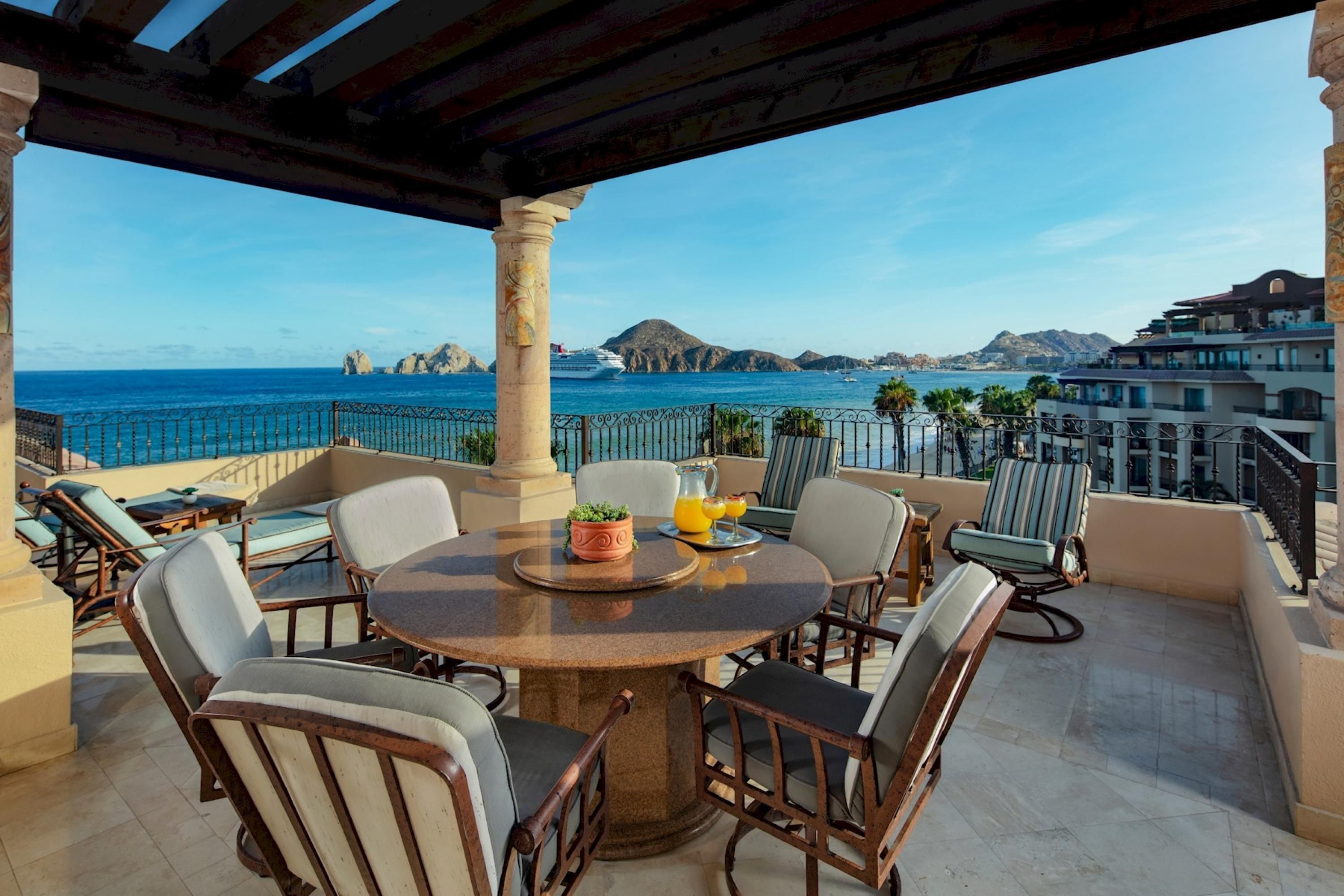 Vila, akses difabel | 55 kamar tidur