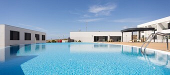 Luxury Alegranza with pool