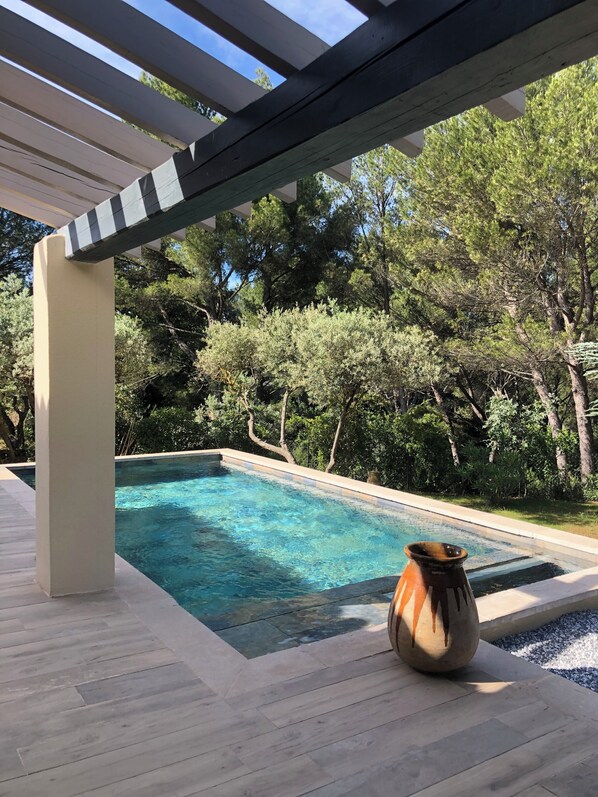 室外泳池、暖水池