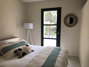 2 間睡房、熨斗/熨衫板、免費 Wi-Fi、床單