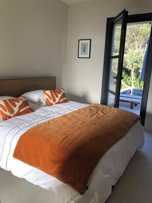 2 chambres, fer et planche à repasser, Wi-Fi gratuit, draps fournis