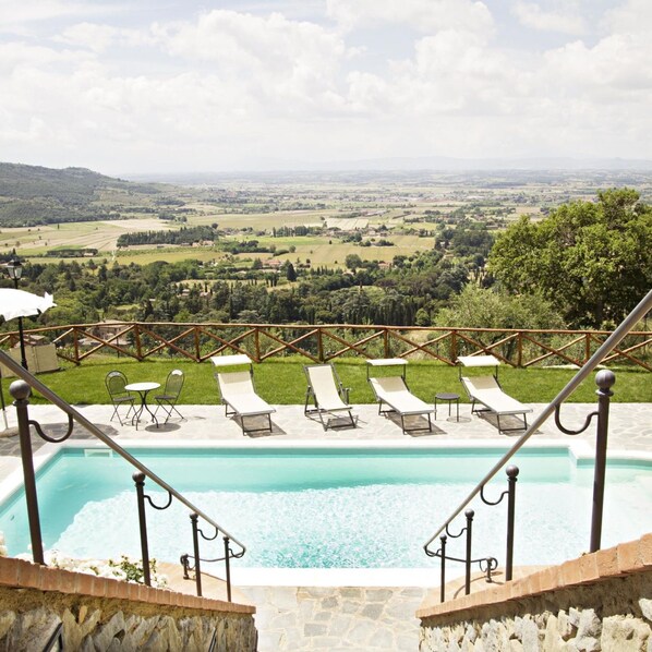 2 bedrooms, free cots/infant beds - Villa Lavanda - Villa Lavanda (Cortona)