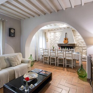 Villa, røyk | 5 soverom og barnesenger (inkludert)