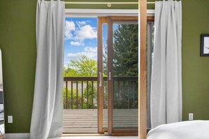 6 Schlafzimmer, Schreibtisch, Reisekinderbett, kostenloses WLAN