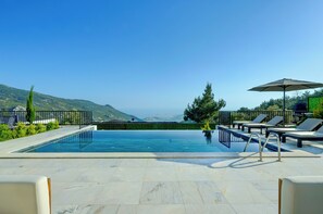 Villa, 3 Bedrooms, Sea View | Terrace/patio