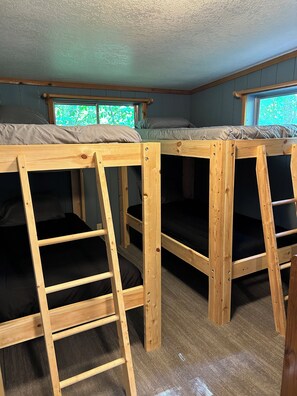 2 chambres, draps fournis