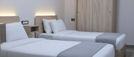 Economy-Doppelzimmer | Hochwertige Bettwaren, Select-Comfort-Betten, kostenloses WLAN