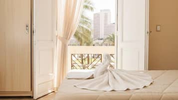 Seprai premium, tempat tidur Select Comfort, dan Wi-Fi gratis