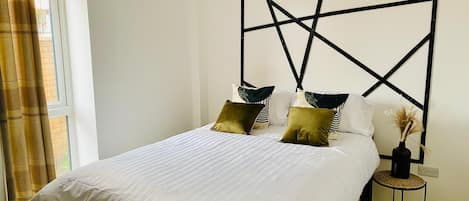 1 soverom, strykejern/-brett, reiseseng for barn og wi-fi