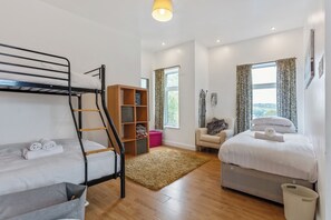 Nhà | 1 phòng ngủ, bàn ủi/dụng cụ ủi quần áo 