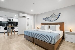 1 bedroom, iron/ironing board, travel cot, free WiFi - Seaside Sunset - Fisherman's House by Madeira Sun (Paúl do Mar)