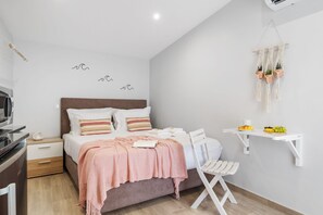 1 chambre, fer et planche à repasser, lit parapluie, Wi-Fi gratuit