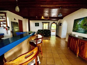Interior - Quaint farmhouse with WiFi in Tierras Morenas, Costa Rica Lake Arenal (Tierras Morenas)