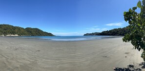 Beach - Quaint farmhouse with WiFi in Tierras Morenas, Costa Rica Lake Arenal (Tierras Morenas)