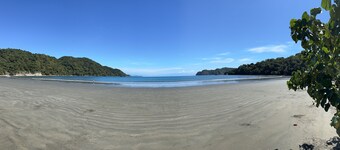 Quaint farmhouse with WiFi in Tierras Morenas, Costa Rica Lake Arenal
