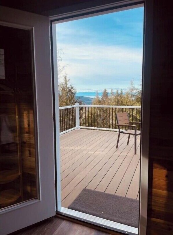 Interior - Misty mountain retreat cabin - Pod B (Port Angeles)