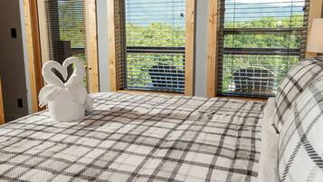 5 slaapkamers, een strijkplank/strijkijzer, wifi, beddengoed