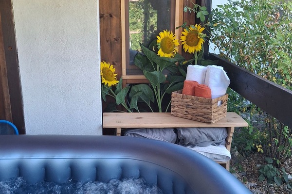 Spa tub