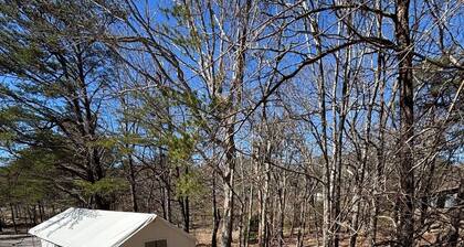 Luxury Spacious Glamping, Lake View, Grill, Pool, Pet Friendly, Swim