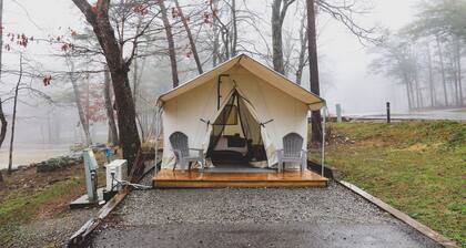 Luxury Spacious Glamping, Lake View, Grill, Pool, Pet Friendly, Swim
