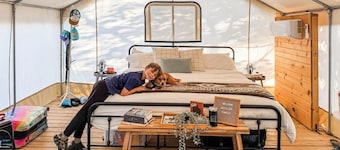 Luxury Spacious Glamping, Lake View, Grill, Pool, Pet Friendly, Swim