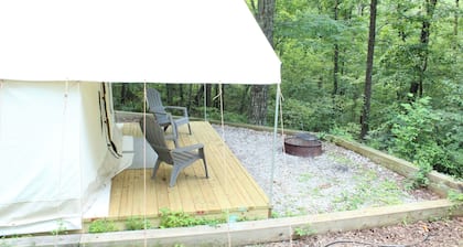 Luxury Spacious Glamping, Lake View, Grill, Pool, Pet Friendly, Swim