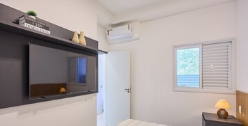 2 habitaciones, espacio para trabajar con laptop y wifi gratis