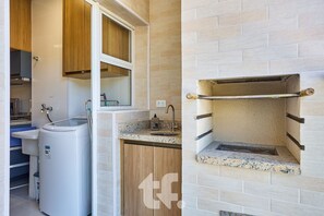 Apartment | Badezimmer | Dusche, Handtücher