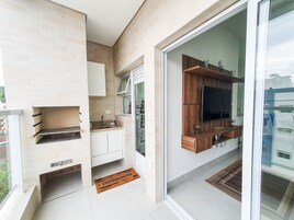 Basic Apartment | Interior