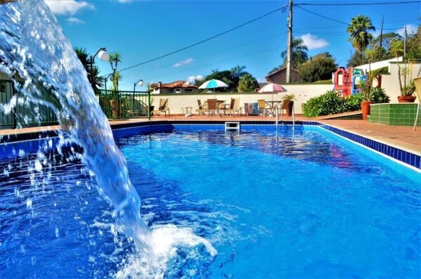 Property grounds - Hotel Arlen 4 Lago Hotel (Lambari)