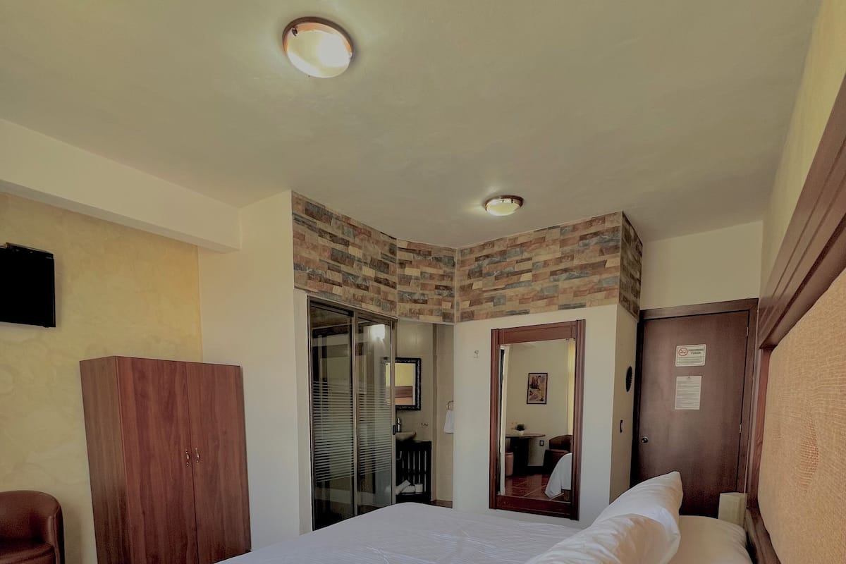 Basic Double Room, Garden View