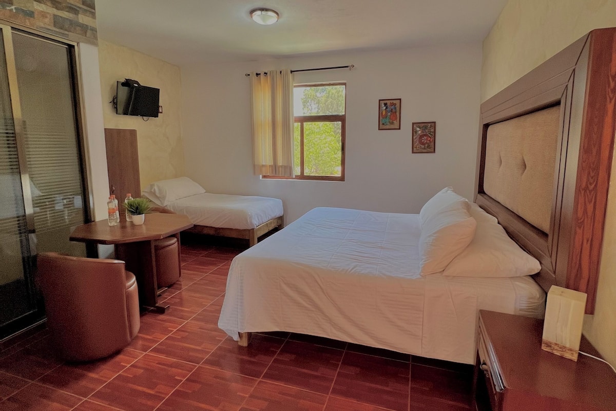 Basic Triple Room, Garden View