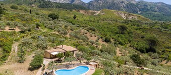 Villa Granci con Piscina by Wonderful Italy