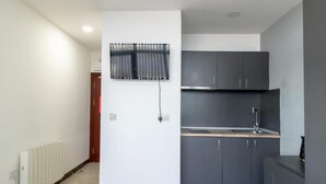 Apartment | Private kitchen | Fridge, microwave, oven, stovetop - Seaside Studio Retreat in Sunderland 105 (Sunderland)