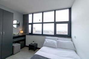 Unclassified image, 4 of 17, button - Sunderland Studio Retreat City Apartment 104 (Sunderland)