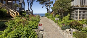 Spacious 3-BR Bella Beach, Hot Tub, Master w/King
