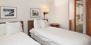 Condo (2 Bedroom Condo in Lionshead Village ) - 2 Bedroom Condo in Lionshead Village - Walk to Lifts (Vail)