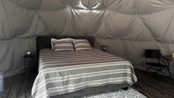 1 bedroom, in-room safe, bed sheets