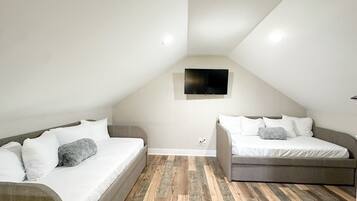 3 bedrooms, WiFi, bed sheets