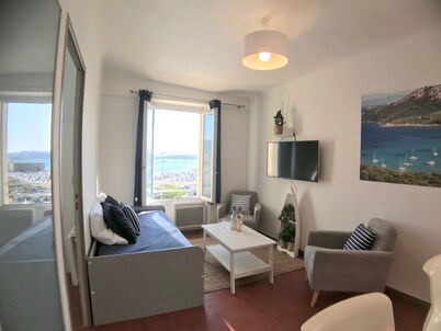 Sea view - T3 - 10 mn from station