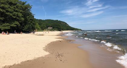 Welcome to a charming house on Österlen near beautiful nature, golf and sea!