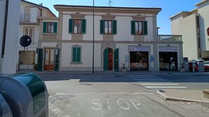 Front of property - Villa Elda (Montecatini Terme)
