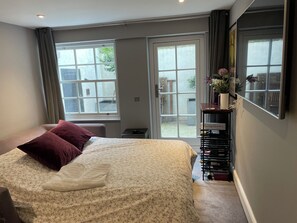 3 bedrooms, iron/ironing board, WiFi, bed sheets - Marylebone Central London Historic Home + Private Garden (London)